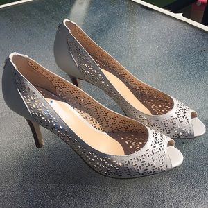 Ivanka Trump Peep Toe Heels🌹